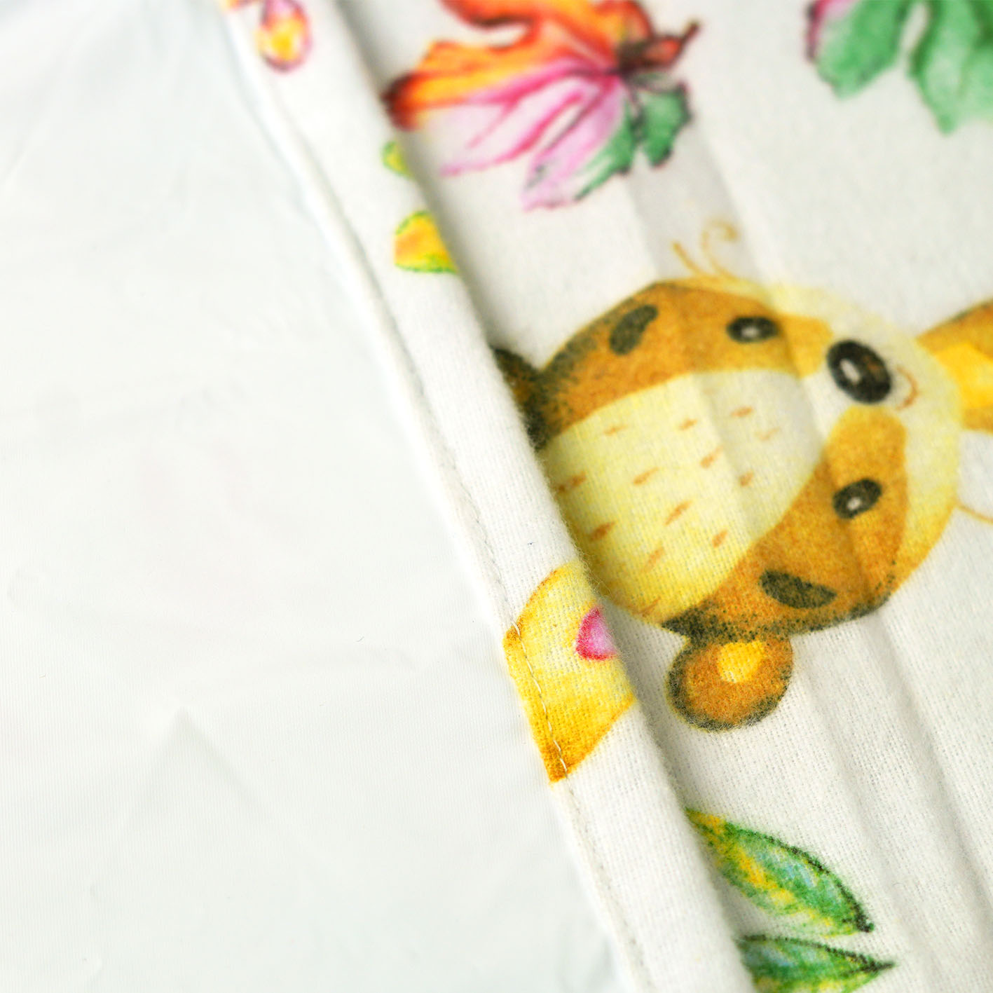 Pieluchocerata flanelowa zwierzątka liście